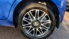 Toyota Aygo 1.0 VVT-i X-Clusiv 5dr x-shift Petrol Hatchback